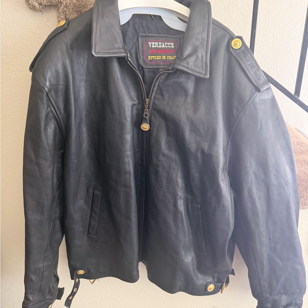 Men’s Black Leather Bomber Jacket